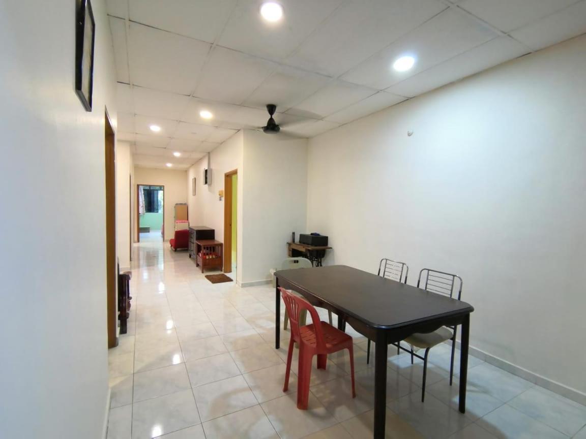 Cosy Homestay אולו טיראם מראה חיצוני תמונה